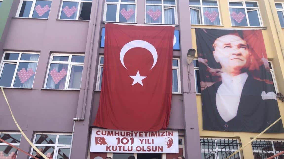 29 Ekim Cumhuriyet Bayramı Okulumuzda Coşkuyla Kutlandı